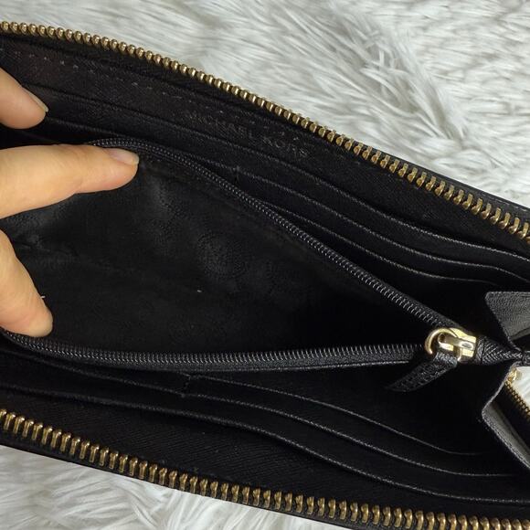 Michael Kors Black Zip Around Wallet - Picture 8 of 9